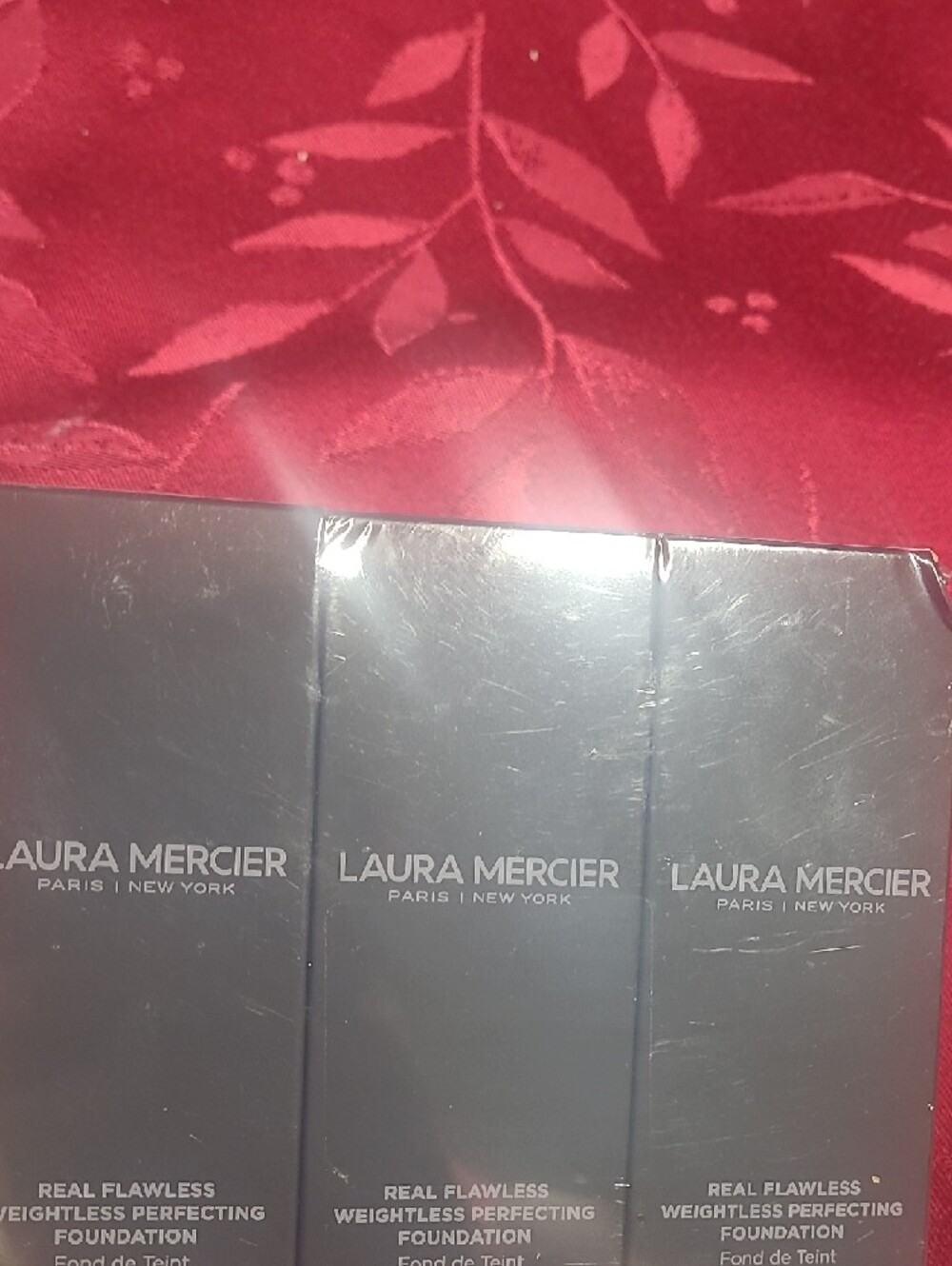 Laura Mercier - Picture 3 of 6